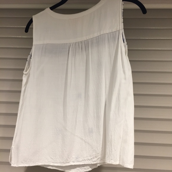 Anthropologie [ Skies Are Blue ] Embroidered top - Picture 2 of 8